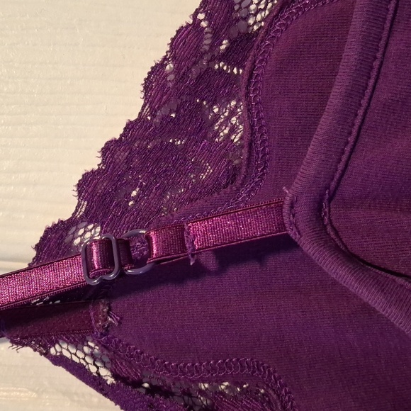 St. John's Bay Shelf Bra Camisole - Picture 4 of 5